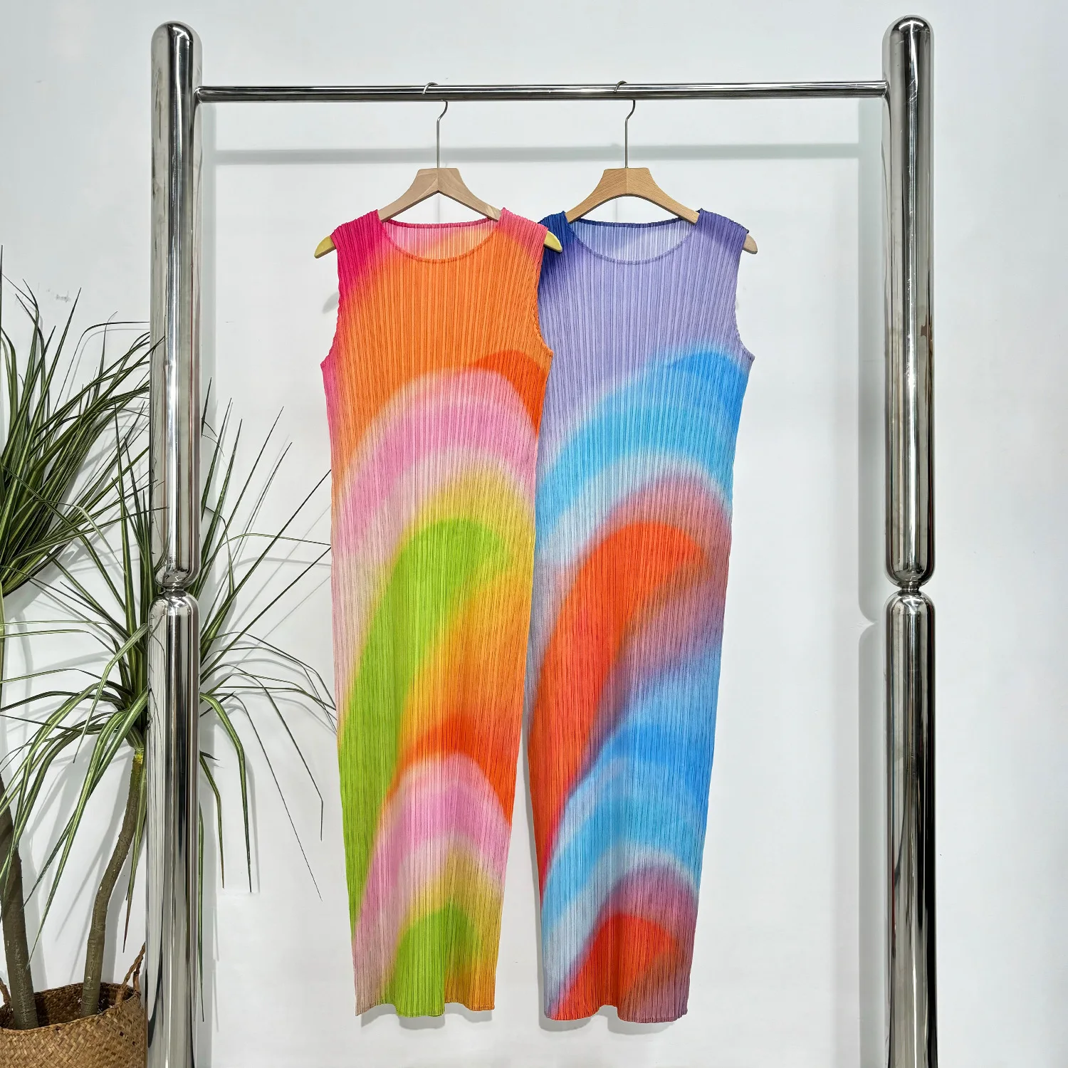 Vestido degradado plisado Miyake, falda de tubo recta sin mangas de moda con cuello redondo de lujo ligero, falda elegante para niños