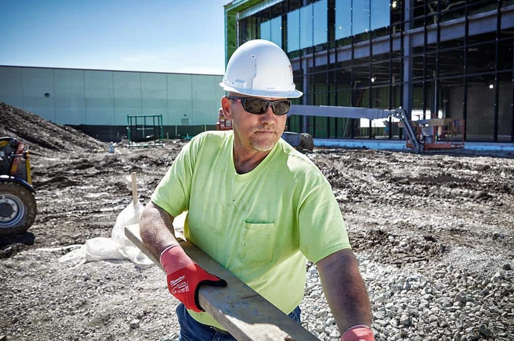 Рисунок 3 - Milwaukee 48-73-2005A Тонированные защитные очки