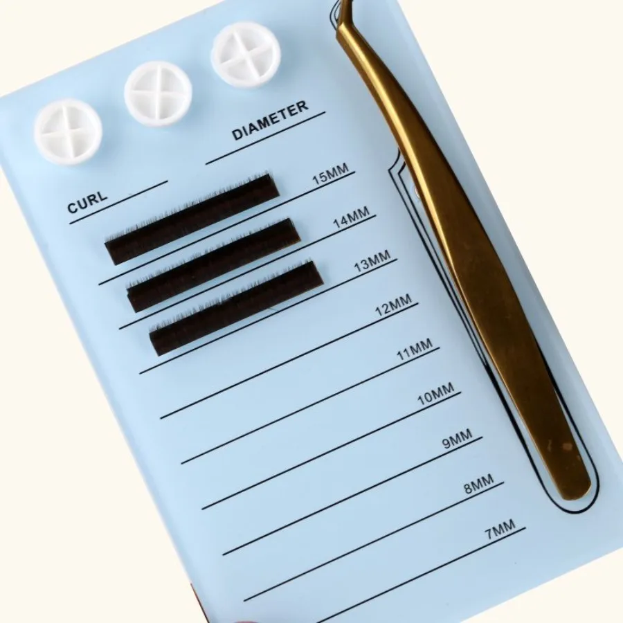 1 Stück Acryl-Wimpern-Magnet-Wimpernplatte mit Klebeschale, professionelle Wimpern-Make-up-Werkzeuge, einfach zu tragen und zu verwenden.