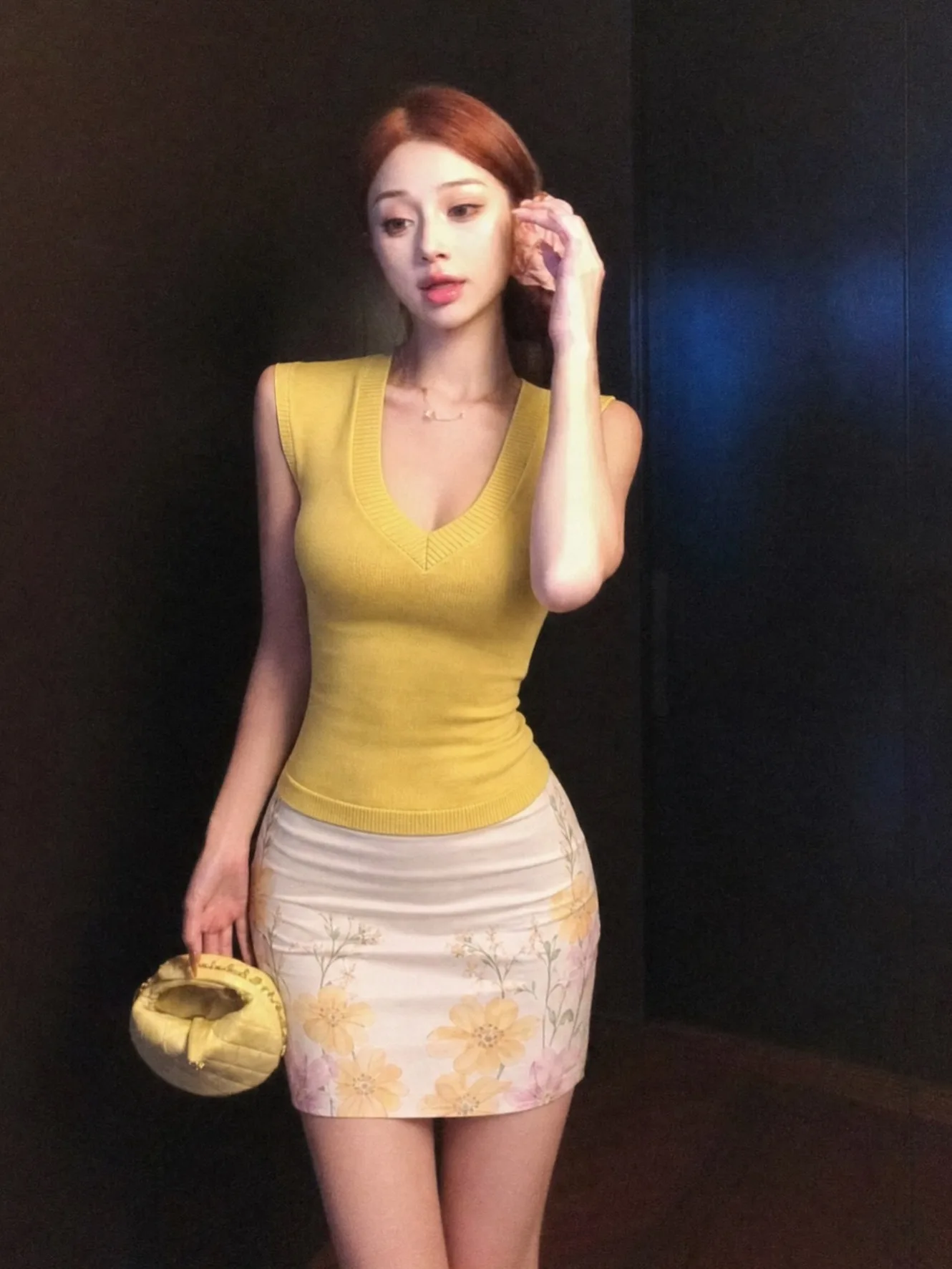 

Spicy Girl Knitted Vest High Waist Short Skirt Two-Piece Set Women's Summer Slimming Sexy Top Chic Floral Print Ensemble
