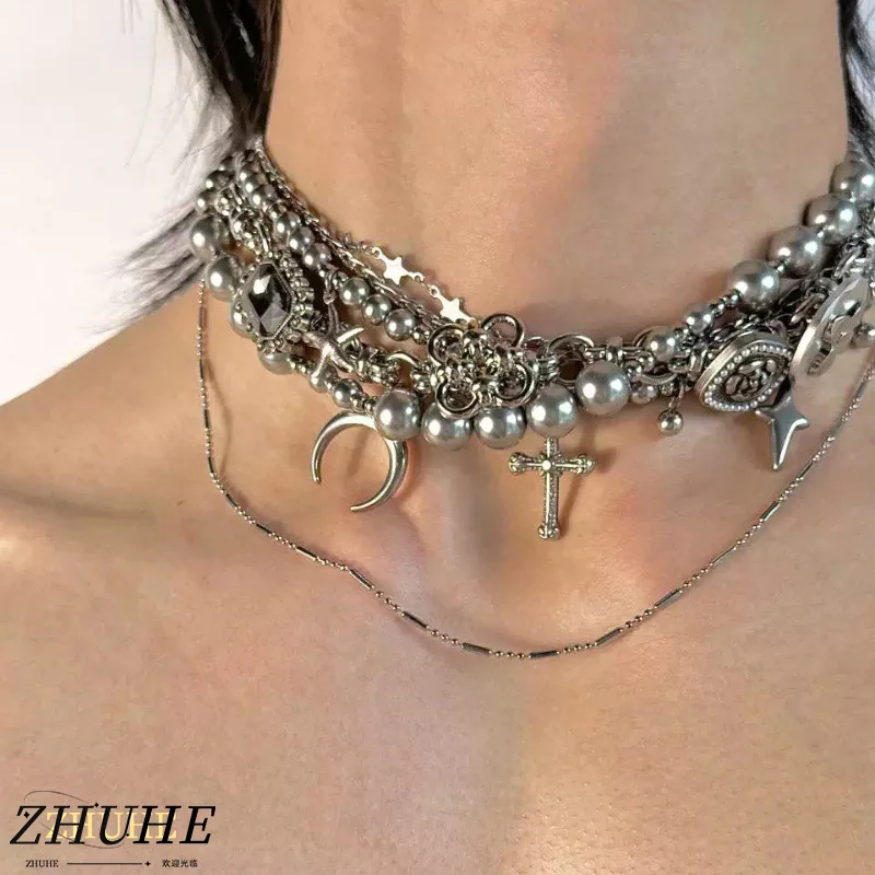 

ZHUHE The Crescent-shaped Collarbone Chain In Cyberpunk Style Is A Jewelry Accessory For Men And Women As A Party Gift