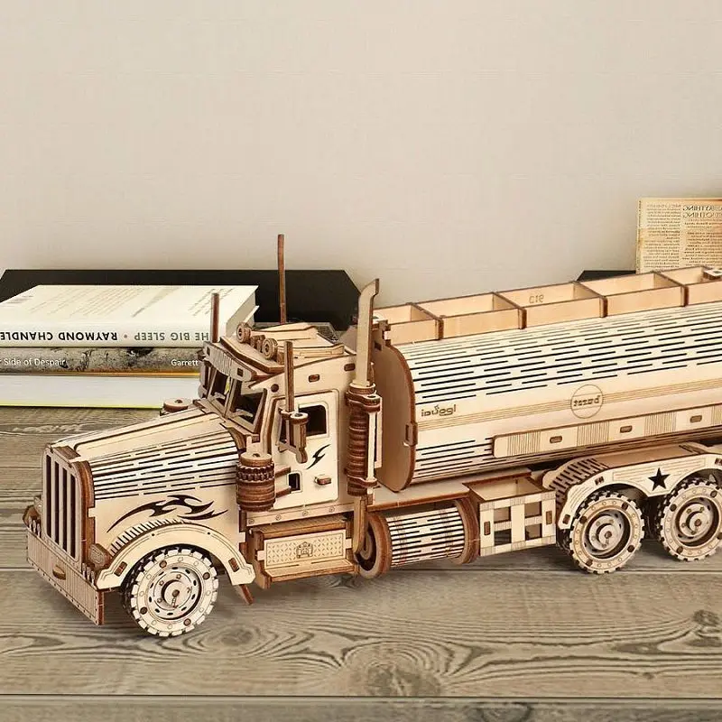 Puzzle in legno 3D Modello di camion del carburante Kit di blocchi di costruzione Assemblaggio Puzzle Giocattolo Regalo per bambini Modello di camion per adulti Decorazione regalo
