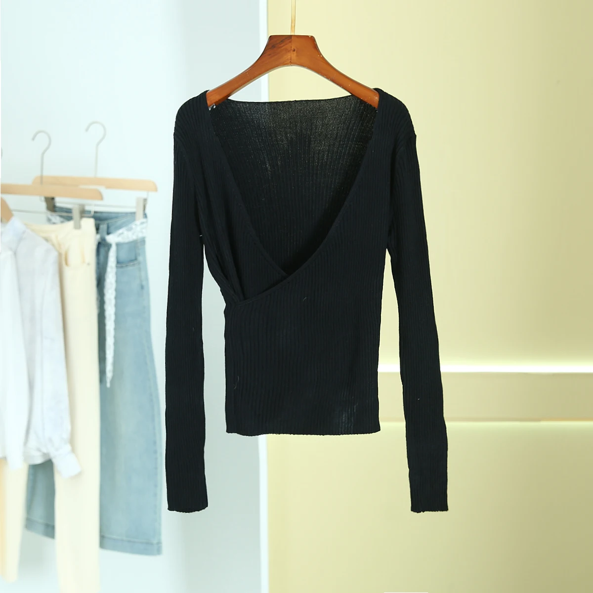 Ba Series V-Ne Long Sve Base lavorata a maglia irt Slim Fit Nuovo arrivo Collezione primaverile Dongyang Home Faion da donna