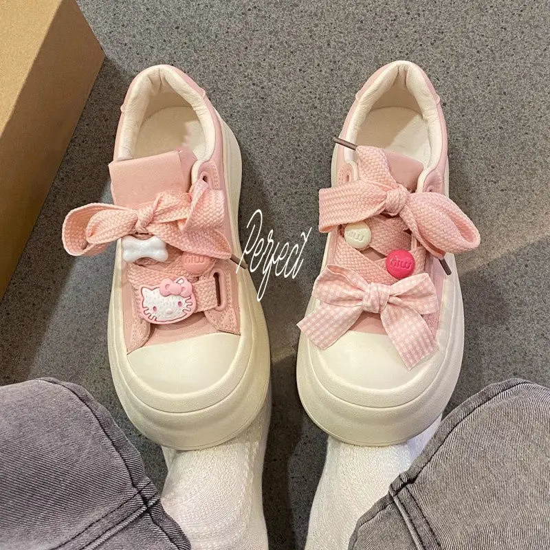 

Cute Sanrioed Hello Kitty Canvas Shoes Cartoon Kt Non-Slip Round Head Thick Soled Shoes Cute Student Casual Girls Shoes Sweet