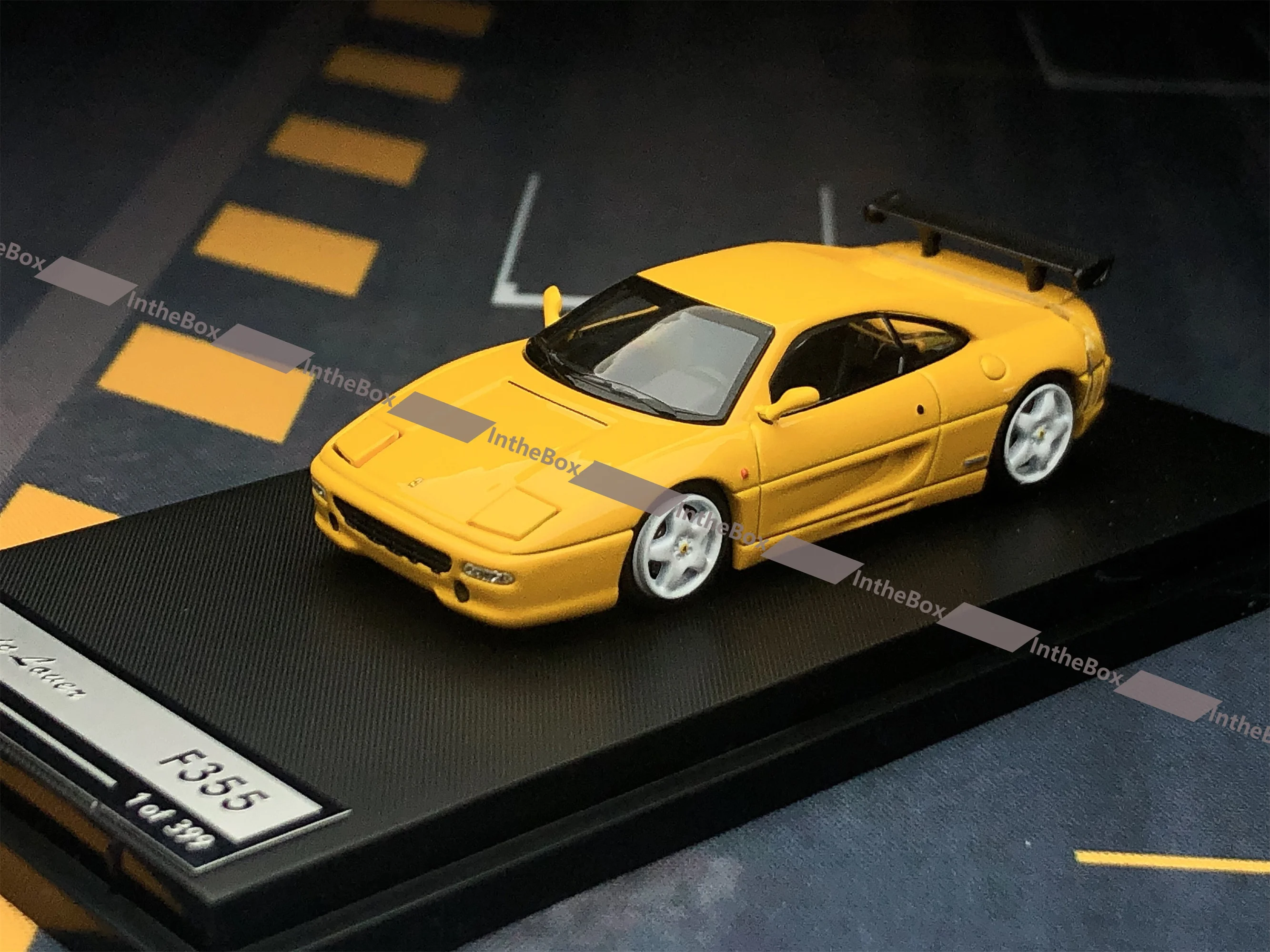 

CL F355 1/64 Diecast Model Car Super Car Limited Edition