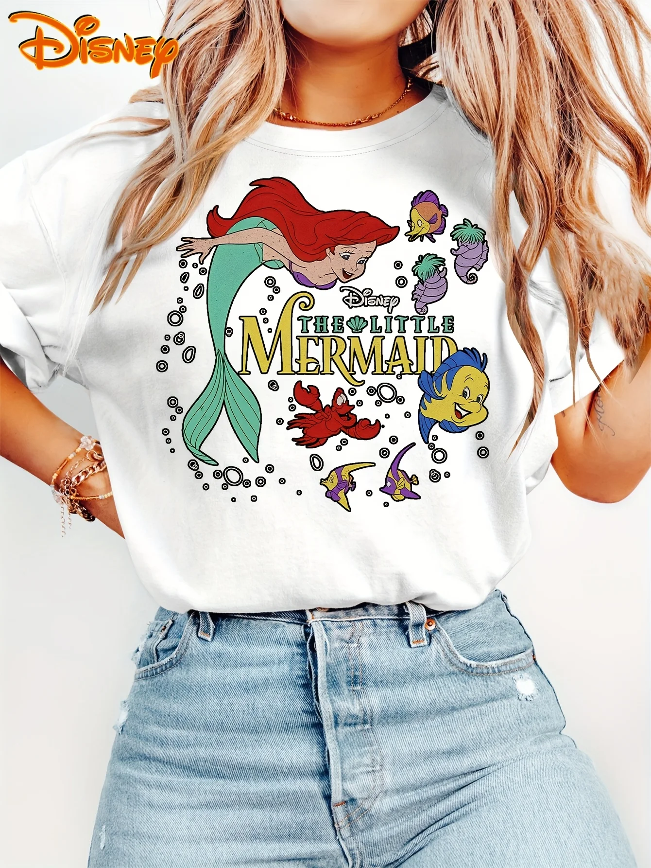 تي شيرت نسائي من Disney Little Mermaid Friends برسومات لـ Ariel Flounder Sebastian تي شيرت كاجوال مستوحى من الطراز القديم ناعم قابل للتمدد