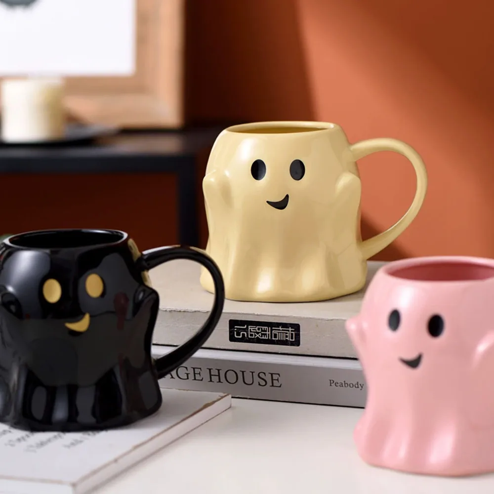 3D Cute Smiling Ghost Mug Spooky Ceramic Ghostface Novelty Coffee Cup for Halloween Christmas And Birthdays