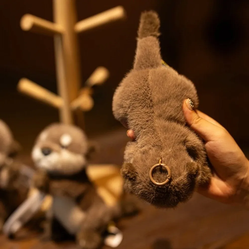 Nowy Miękki Pluszowy Brelok Wydra Pluszowa Zabawka w Kształcie Zwierzęcia Wypchana Wydra Zawieszka Zwierzęca Lalka dla Dziewczynki
