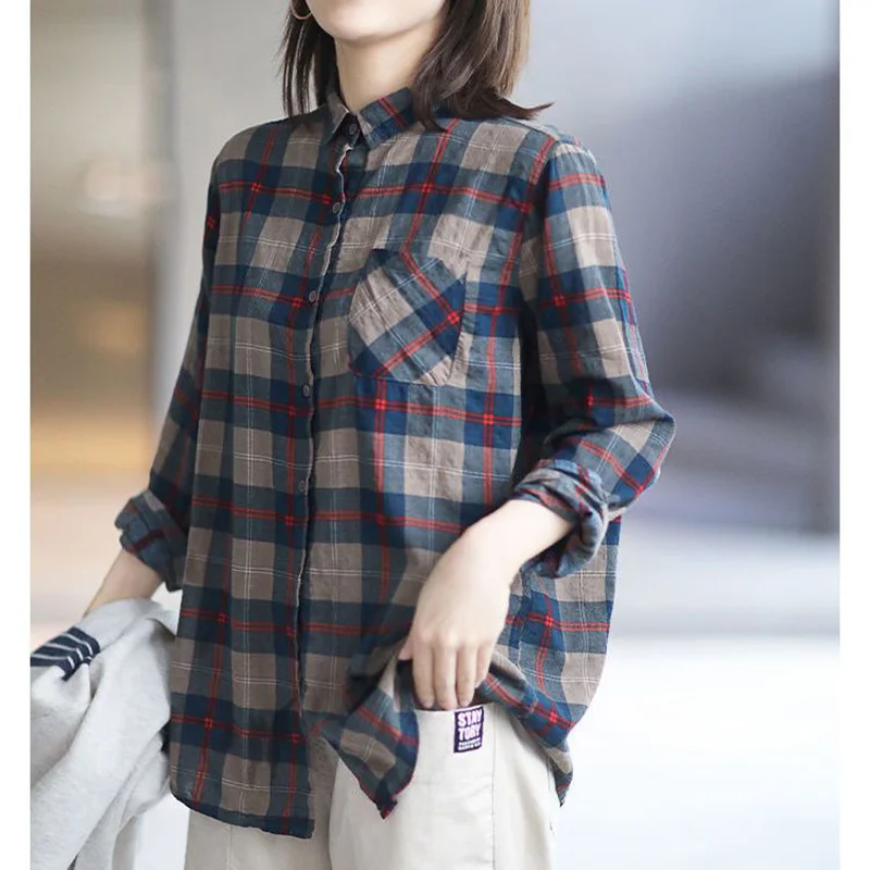 Stylish Lapel Button Spliced Pockets Lattice Shirt Women\'s Clothing 2022 Autumn New Loose Casual Tops All-match Commute Blouse