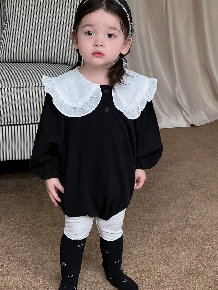 Рисунок 6 - Детский хлопковый комбинезон с большими лацканами