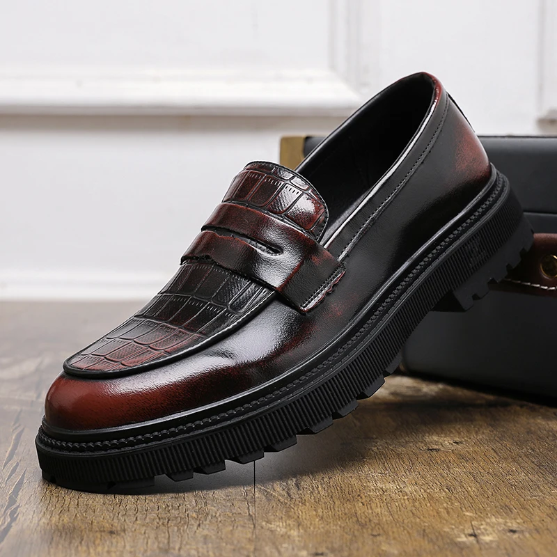 

Thick Bottom Leather Shoes Handmade Loafers for Men High Quality Dress Shoes Male Social Masculino Business Botas Para Hombre
