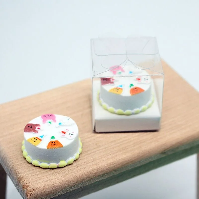 

1/12 Scale Miniature Dollhouse Food Strawberry Birthday Cake Mini Dessert Food Toy for BJD OB11 Doll Accessories Gift