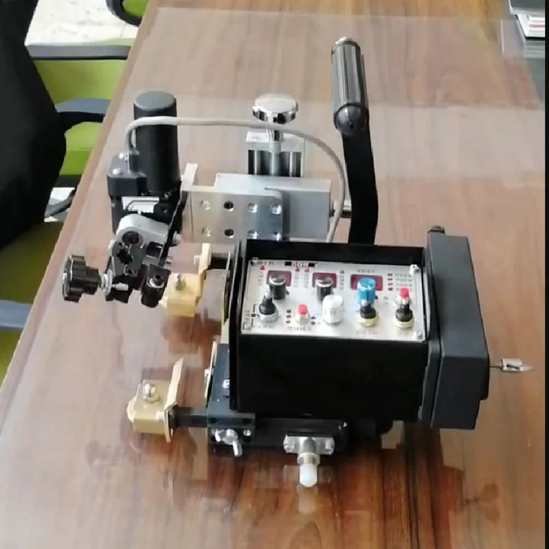 HK-5BW-D Tractor With Continuous Intermittent Carriage For Fat Rail Welding MIG Welding Mode For Repair Condition New