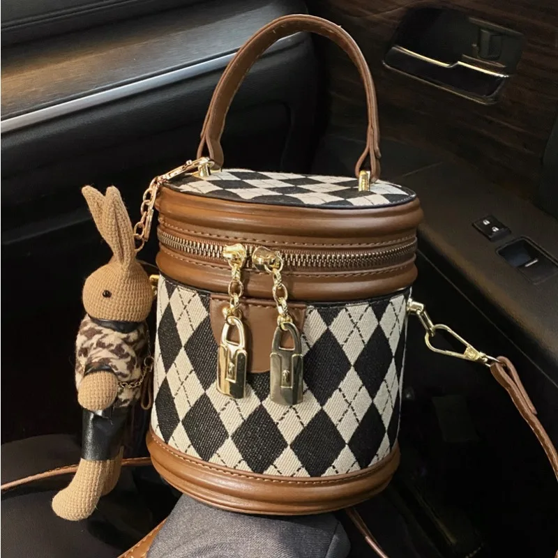 This Year\'s Popular Small Bag for Women 2024 Spring New Fashion Special-Interest Messenger Bag Rhombus Portable Bucket Bag