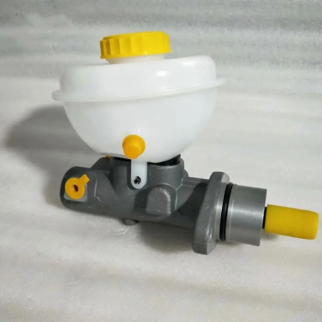 Auto parts HG004-3505010 / HG003-3505010 Brake master cylinder assembly FOR ZX Auto Grandtiger (distinguish With or without ABS)