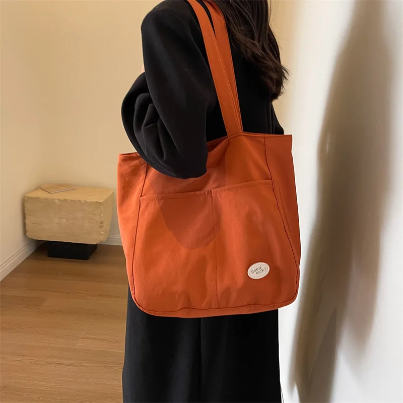 Borsa a tracolla in tela di grande capacità nuova borsa coreana Casual All-match Tote Shopping Bag per il tempo libero borse da viaggio giornaliere per le donne