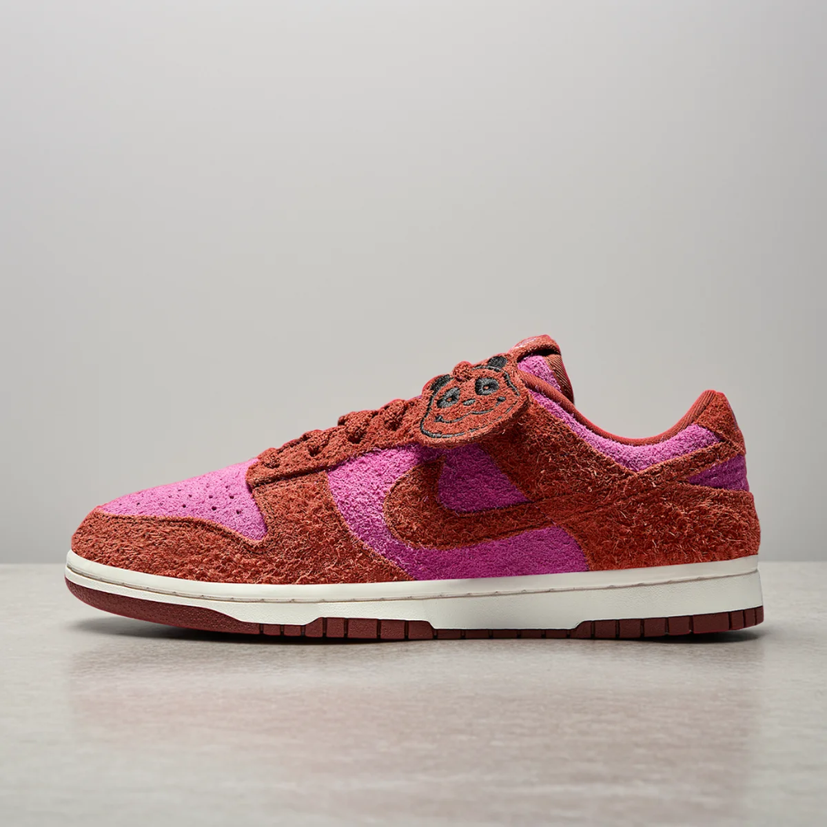

Женские спортивные кожаные модные кроссовки Nike Dunk Low с низким вырезом IH7648-600