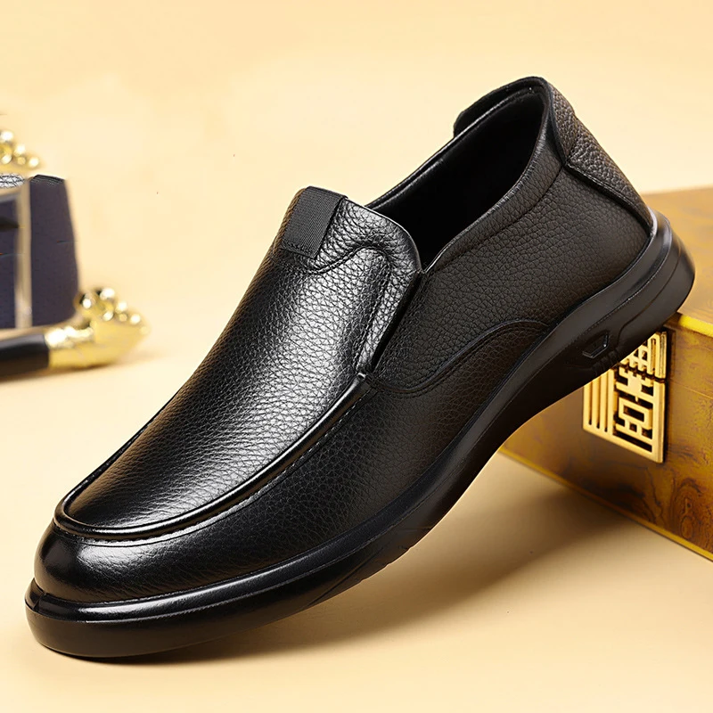 New First-layer Cowhide Casual Leather Shoes Men's Genuine Leather and Breathable New Business Men's Soft-soled Comfortable Shoe