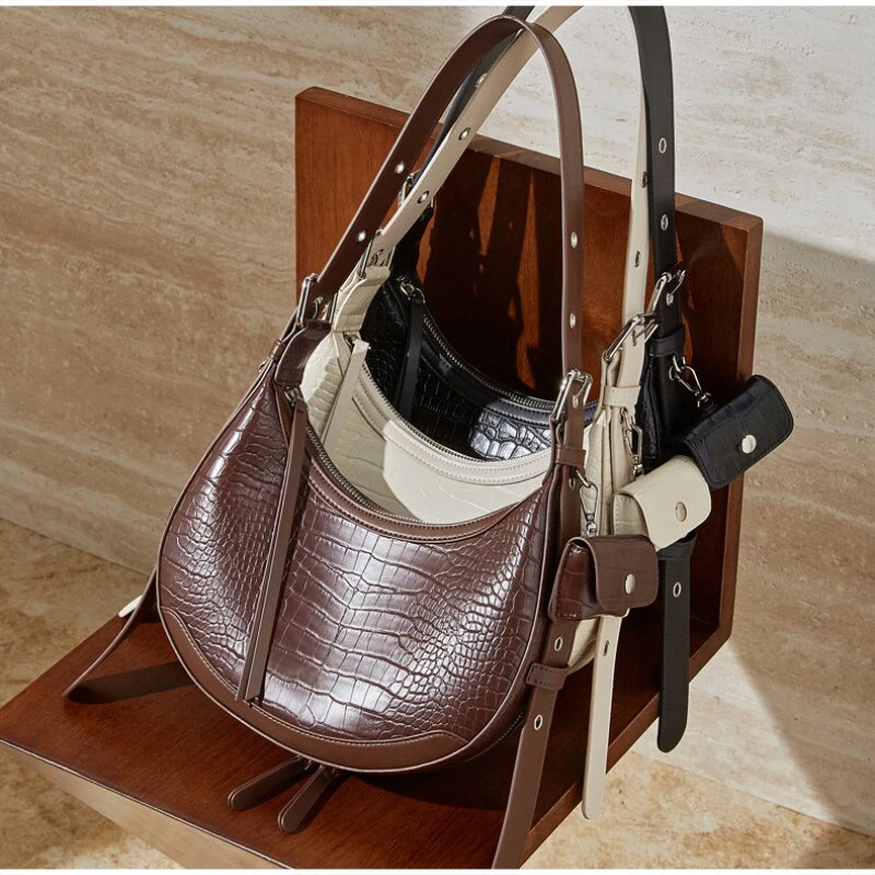 

Branded Genuine Leather Underarm Bag New Fashion High-end Design Crescent-shaped Bag Commuter Shoulder Crossbody Women's Bag