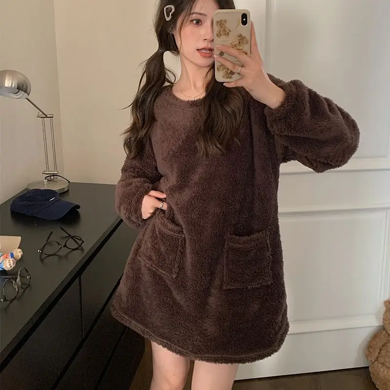 

New Winter Long Sleeve Thick Warm Flannel Nightgowns for Women Korean Loose Coral Fleece Sleepwear Night Dress Nightdress Nighty