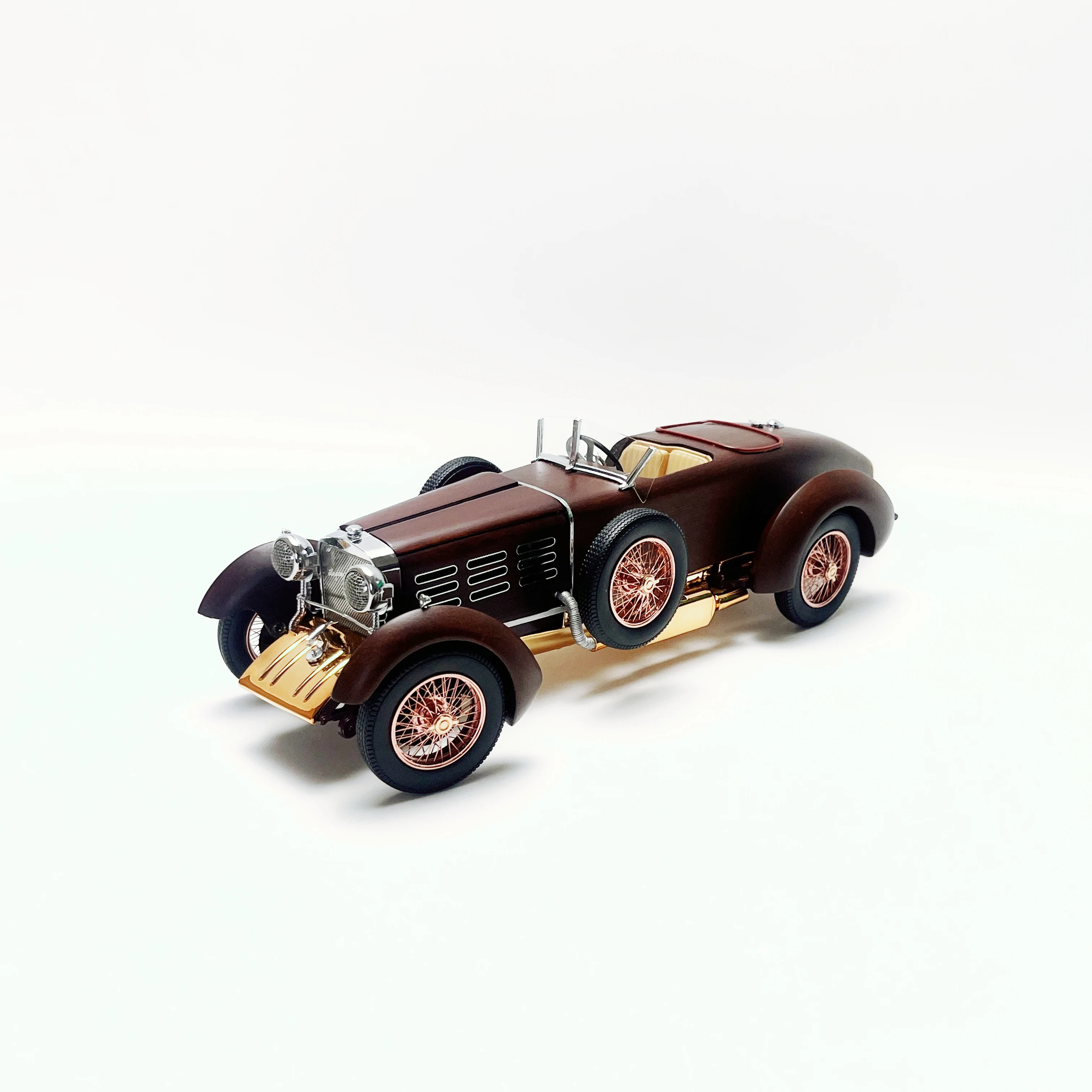 Diecast 1/18 TRL escala Tulipwood Speedster H6C Hispano Tulipwood coche modelo coleccionable juguete para regalo recuerdo adorno de exhibición