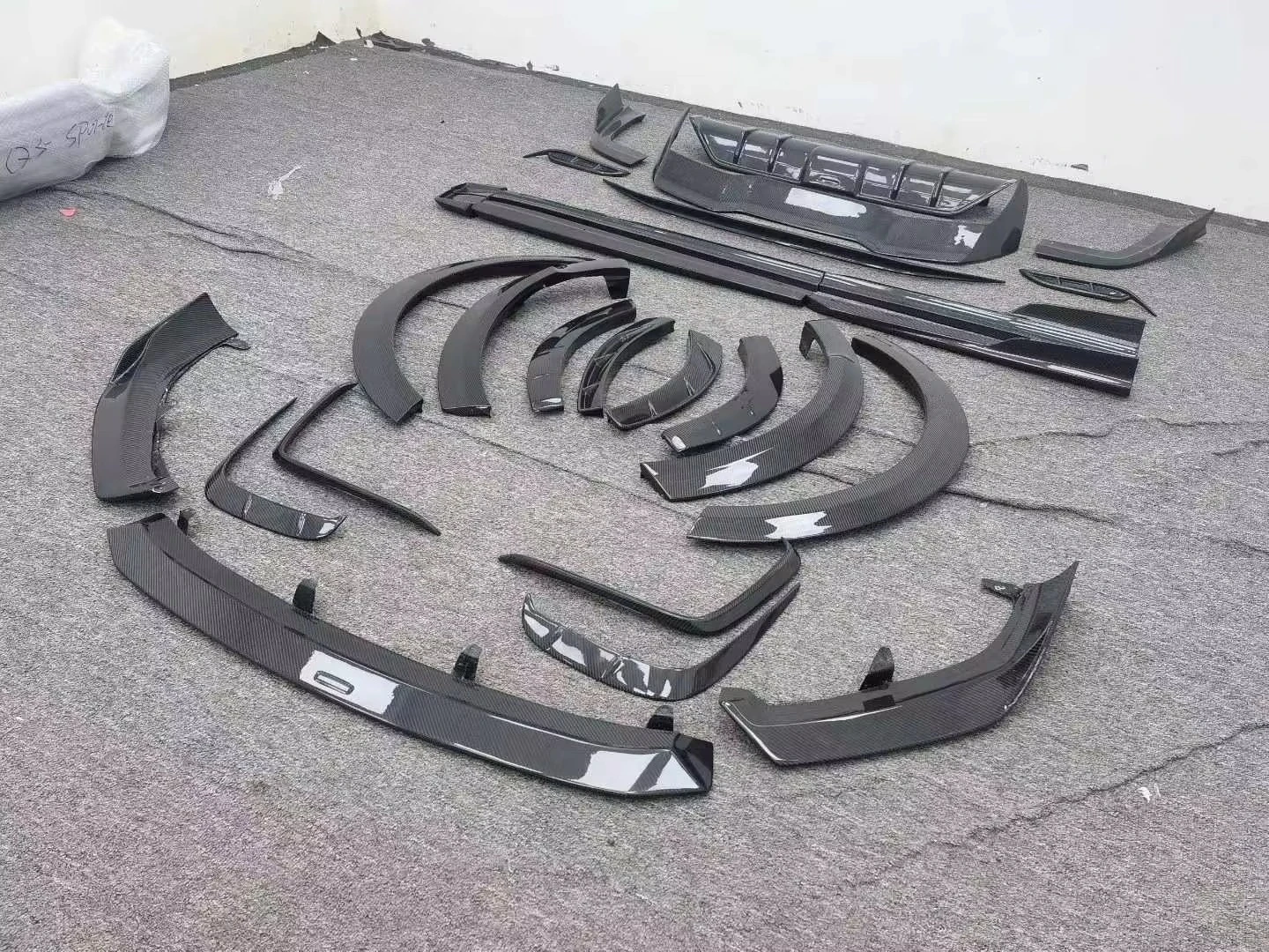 Dry Carbon Fiber Body Kit for 2023+ for RX RX350 RX350h RX500h F Sport Retrofit/Upgrade Front Lip Wheel Eyebrow Side