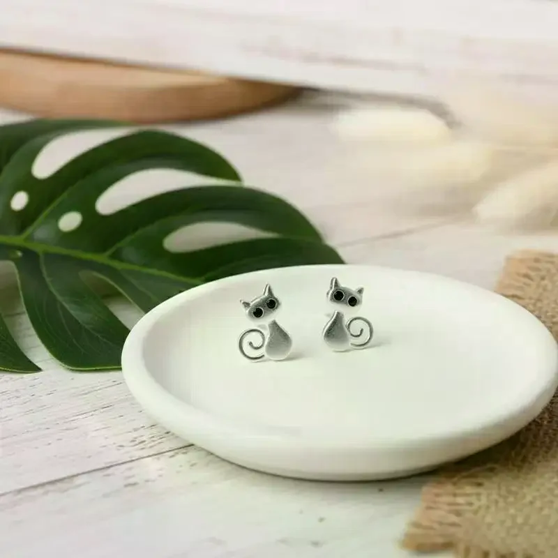 Fashion Black Eyes Crystal Cat Women Stud Earrings Nickel Free Jewelry for Anniversaries Birthday Gift for Her