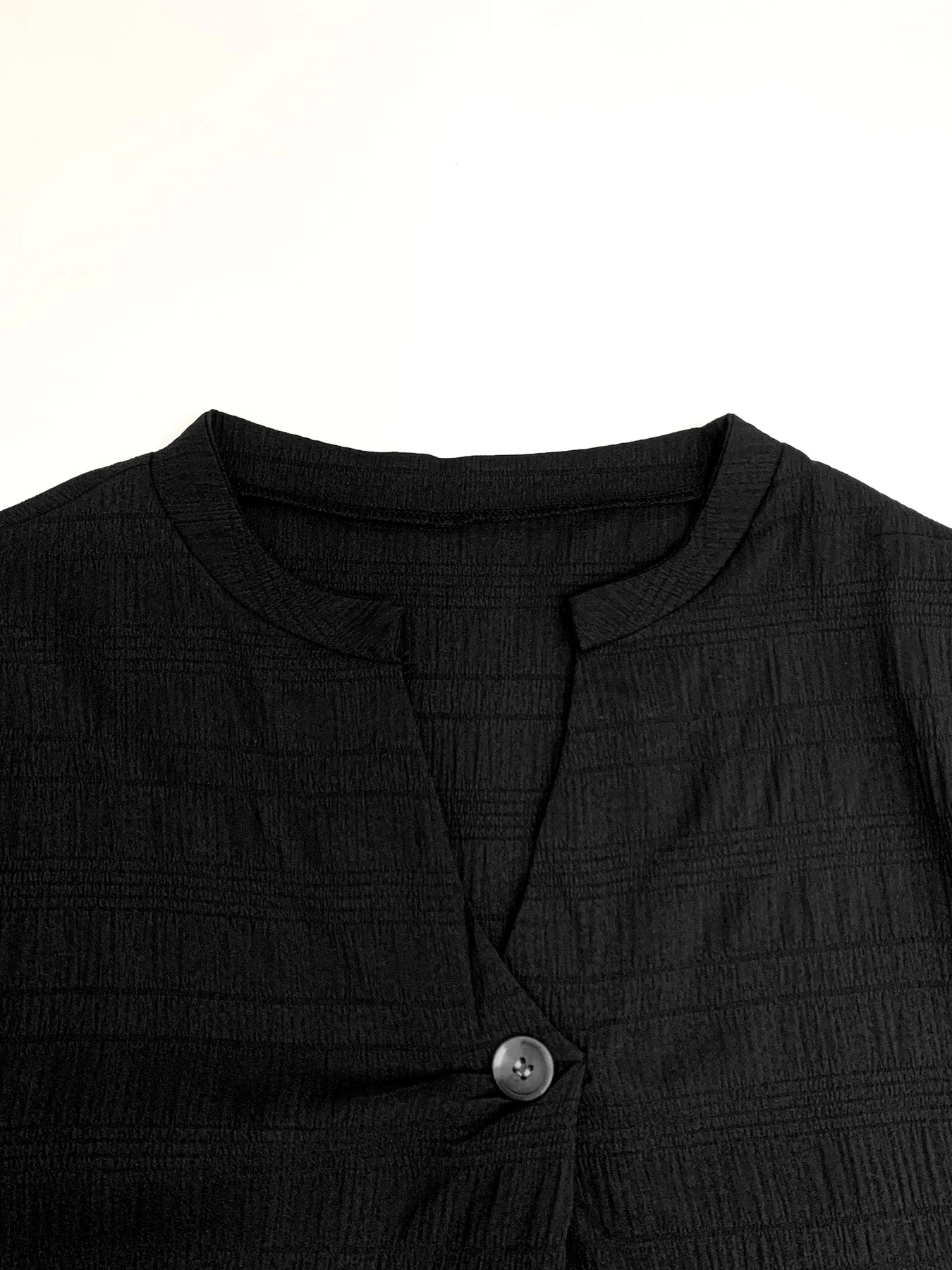 تي شيرت نسائي مقاس كبير برقبة على شكل حرف V مزخرف بأكمام قصيرة، بلوفر بلون سادة، بلوزة كاجوال مريحة