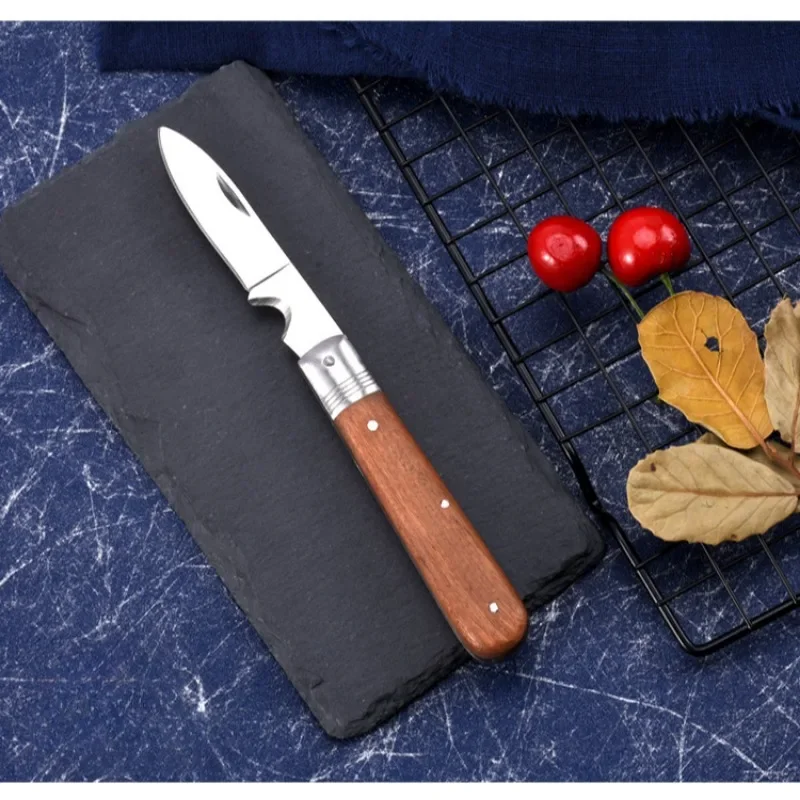 

Pocket High Hardness Folding Blade Knife Outdoor Multi-functional Survival Knife Portable Self-defense Knives with Wooden Handle