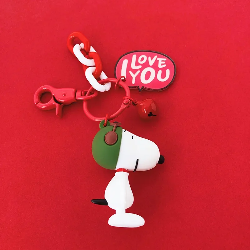 Snoopy Charlie Cartoon Keychain Pendant Cute Anime Dispensing Schoolbag Kawaii Birthday Party Gift for Friends Fashion Ornaments