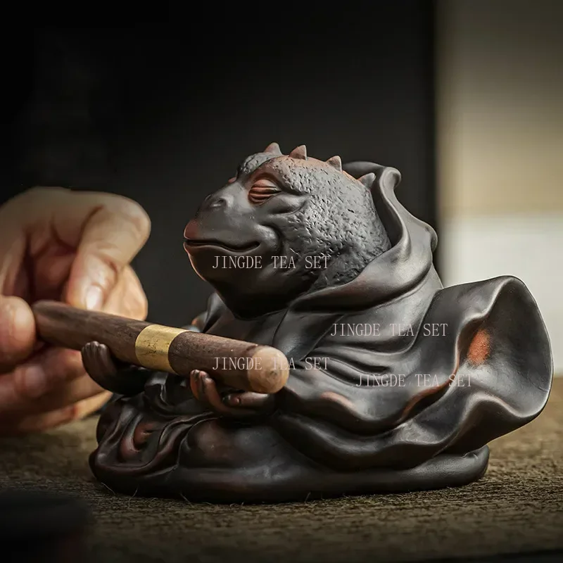 

Purple pottery toad lucky tea pet ornament creative animal high-quality tea ceremony decoration crafts