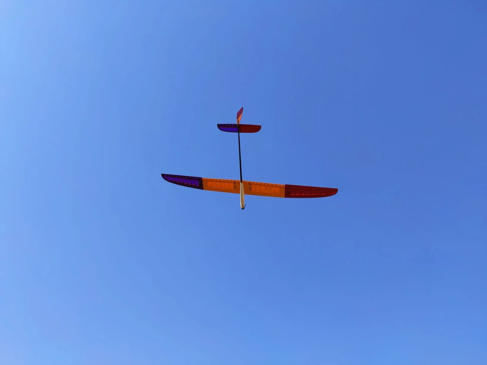 Pesawat Remote Control Glider, kepala serat karbon