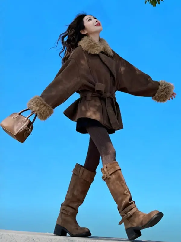 

Ретро-пальто в женственном стиле с поясом на талии, модная вязаная верхняя одежда, длинный рукав, корейская версия, стильное пальто с отложным воротником