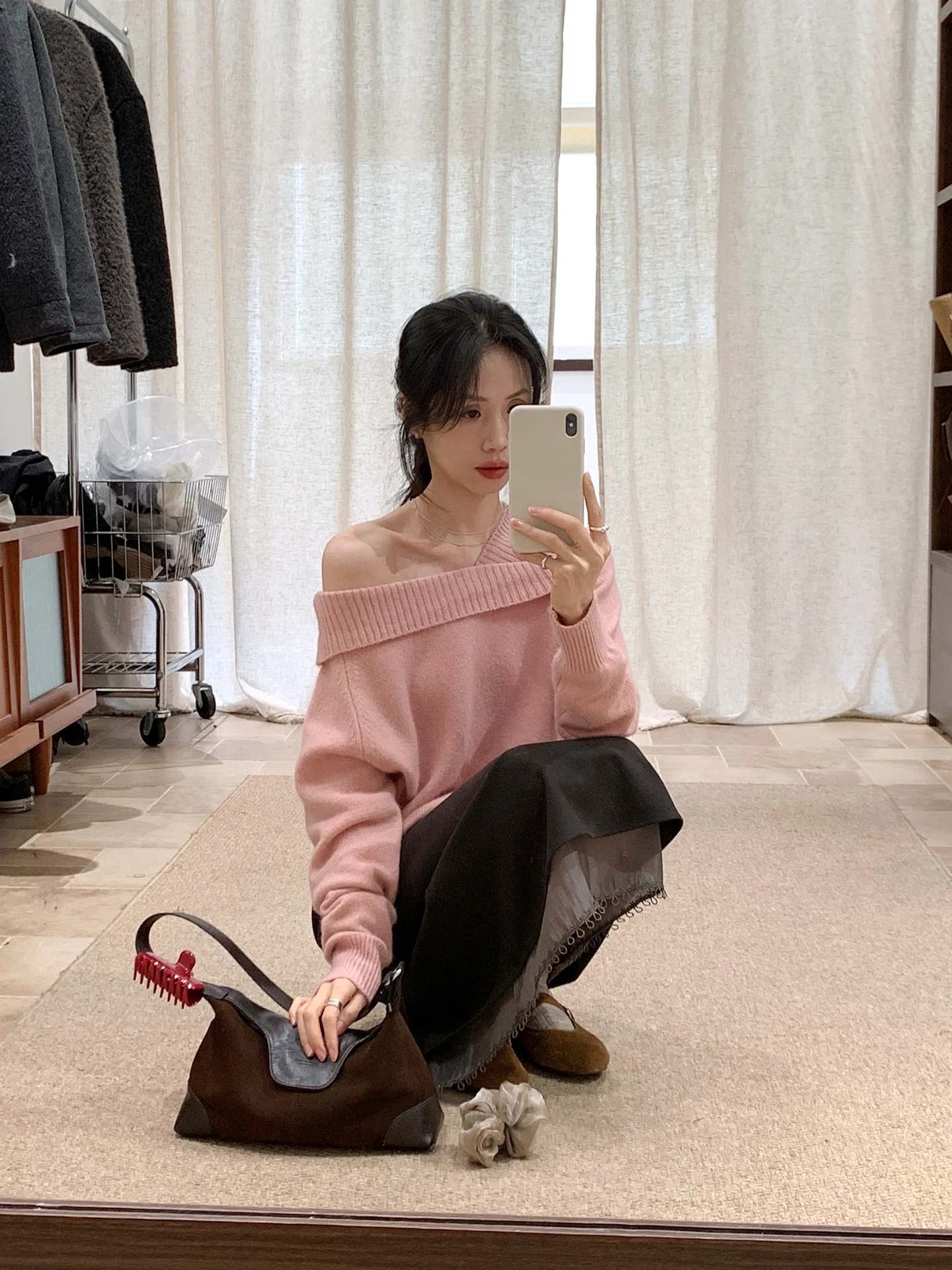 

Корейский вязаный свитер BRIVIN из 100% шерсти, розовый, с открытыми плечами, свободного кроя, для женщин, осенне-зимний, с эффектом стройности