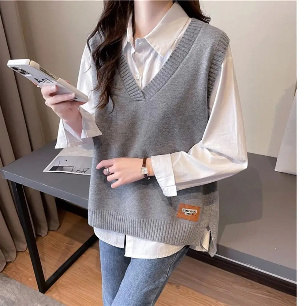 

V-neck Knitted Vest Women Autumn New Loose Lazy Style Sleeveless Sweater