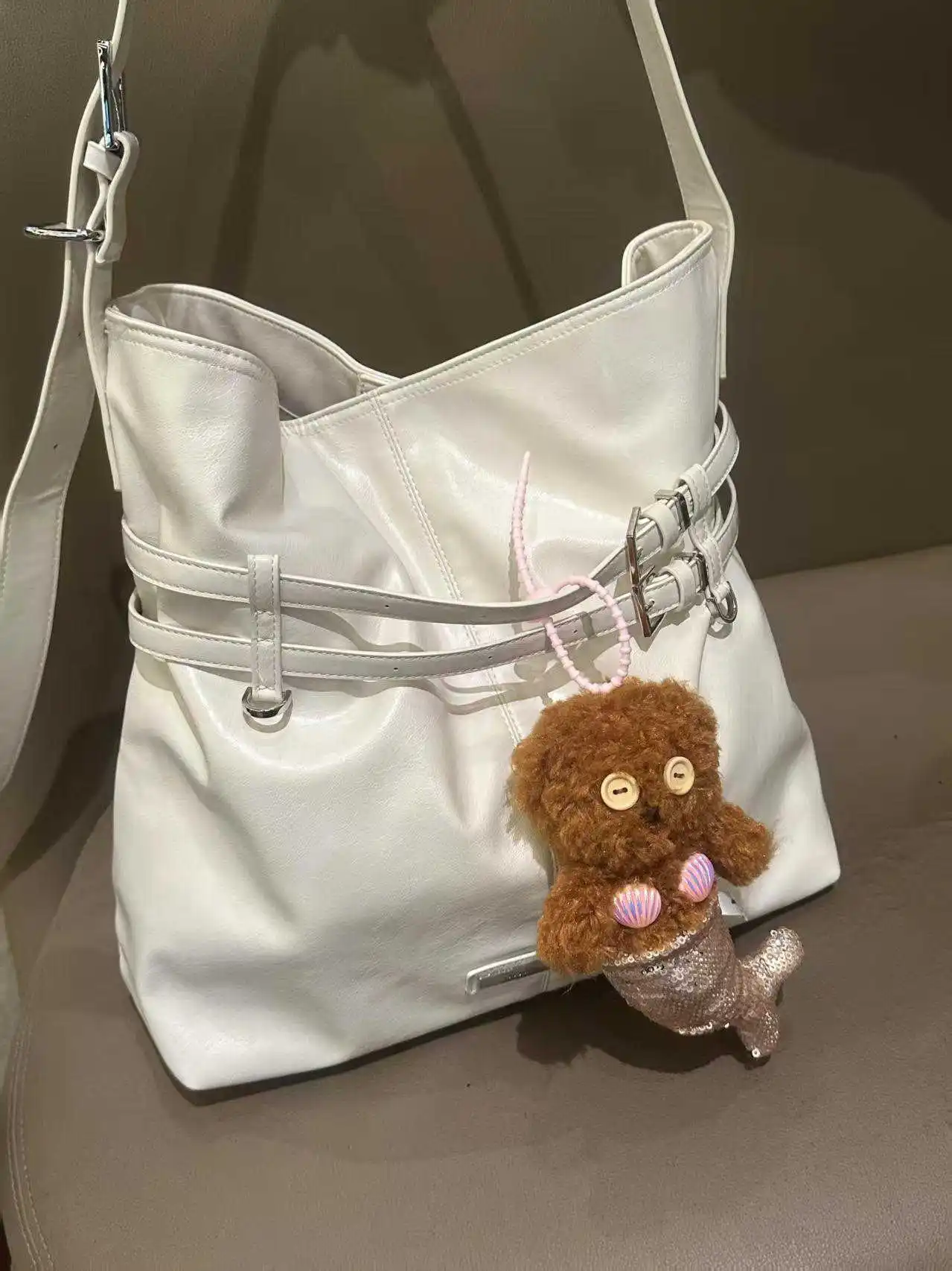 

Trendy Large Capaci Buet Bag 2025 New Sle Women's Single oulder Commuter Bag Casual Leisure Handbag Soft Leather