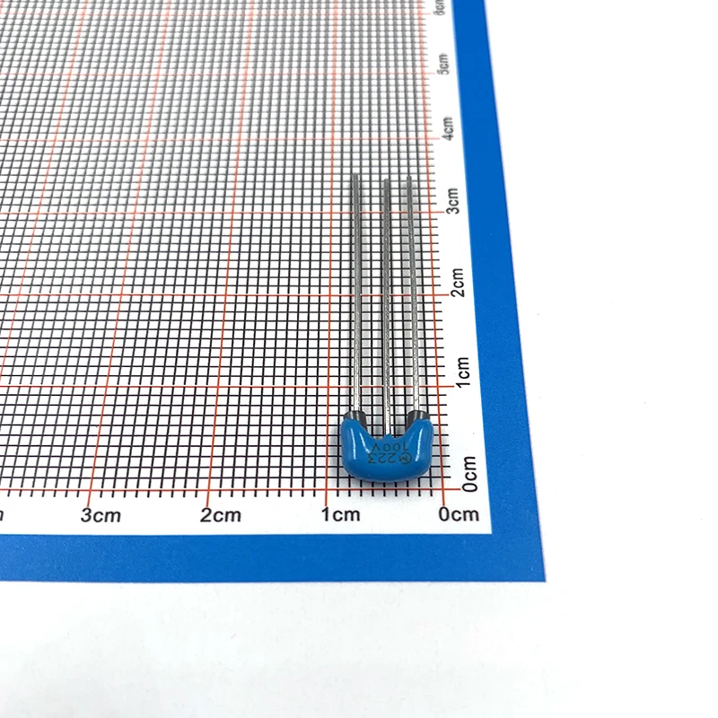 50Pcs/lot DSS1NB32A223Q55B EMI suppression filter three-terminal capacitor 22nF 0.022uF 22NF 223 100V 6A 3-Pin