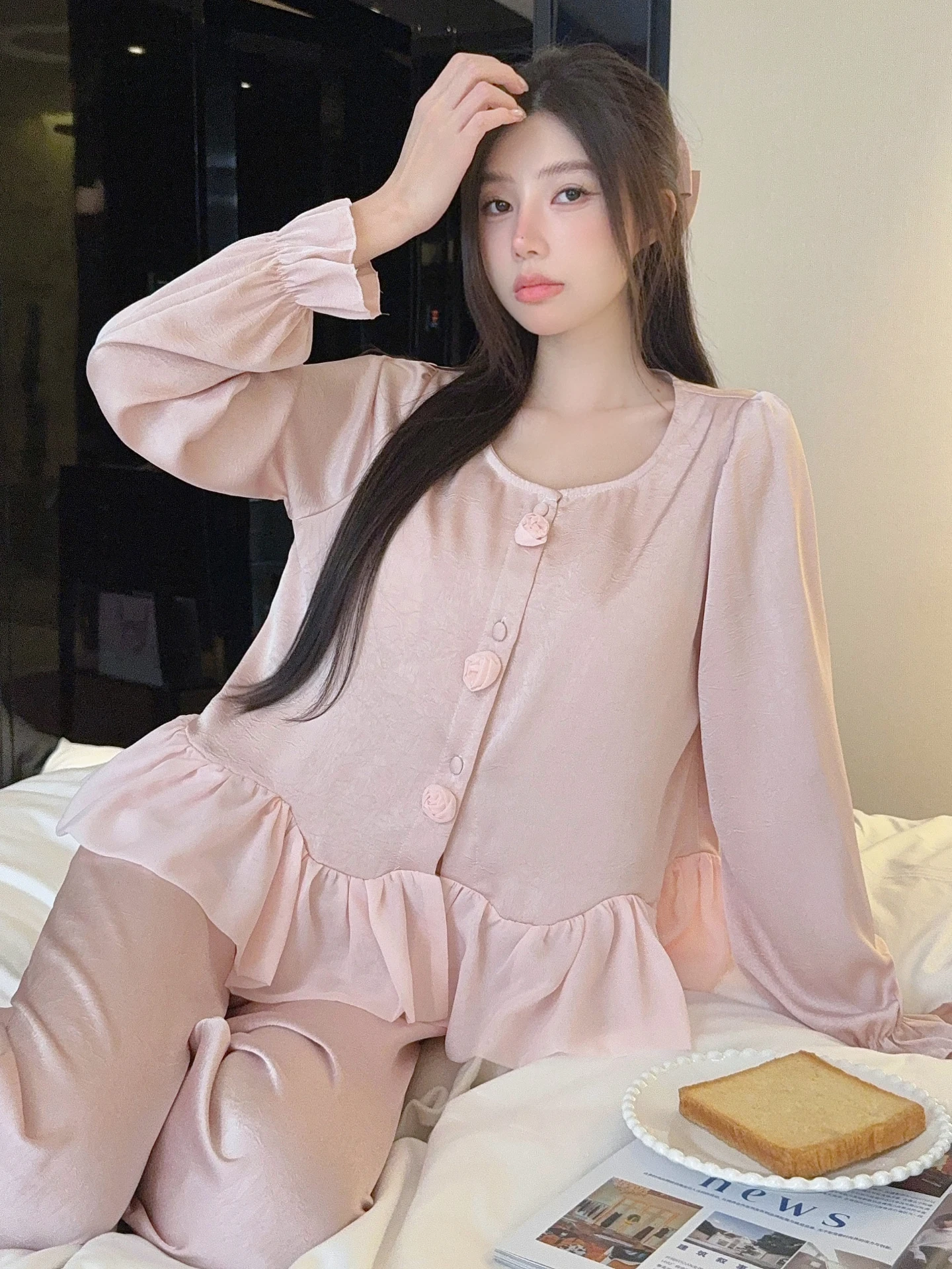 pigiama-da-donna-a-maniche-lunghe-in-seta-ghiaccio-set-elegante-per-la-casa-con-imbottitura-sul-petto-in-tessuto-morbido-stagionale-primavera-estate-autunno