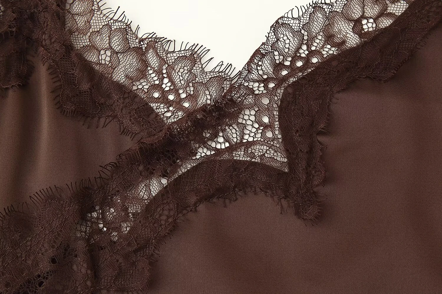 ZERAINS 2025 estate nuove donne abbigliamento piccante stile ragazza slim fit temperamento pizzo asimmetrico raso trama vestito della bretella