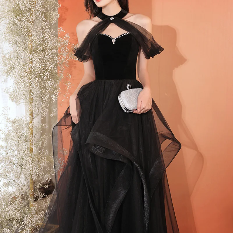 Customized Black Halter Collar Evenimg Dress A-Line Fashion Chic Crystal Elegant Floor Length Tulle Prom Gown Robe De Soirée For