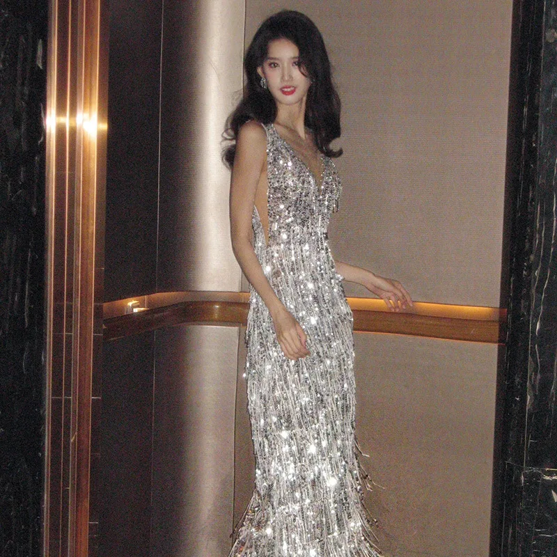 

Luxury Silver Tassel Sequins Prom Dress Sexy V-neck Sleeveless Backless Formal Gown High Waist Slim Long Evening Party Dress