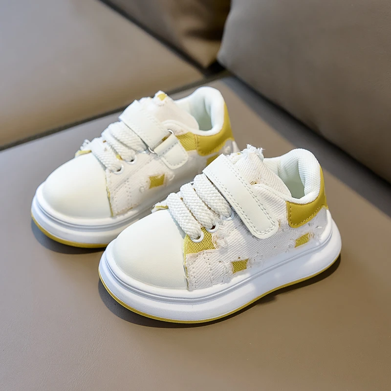 Kinder Freizeitschuhe mit Klettverschluss Weiche Sohle Jungen Mädchen Sportschuhe Runde Zehen Rutschfest 2026 Brandneue Kinder-Outdoor-Schuhe – Detail 6