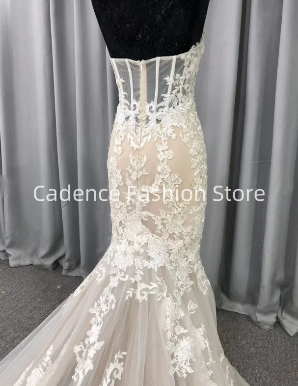 맞춤형 2025 연인 인어 레이스 웨딩 원피스, 레이스 아플리케, 트레일 밑단 신부 가운