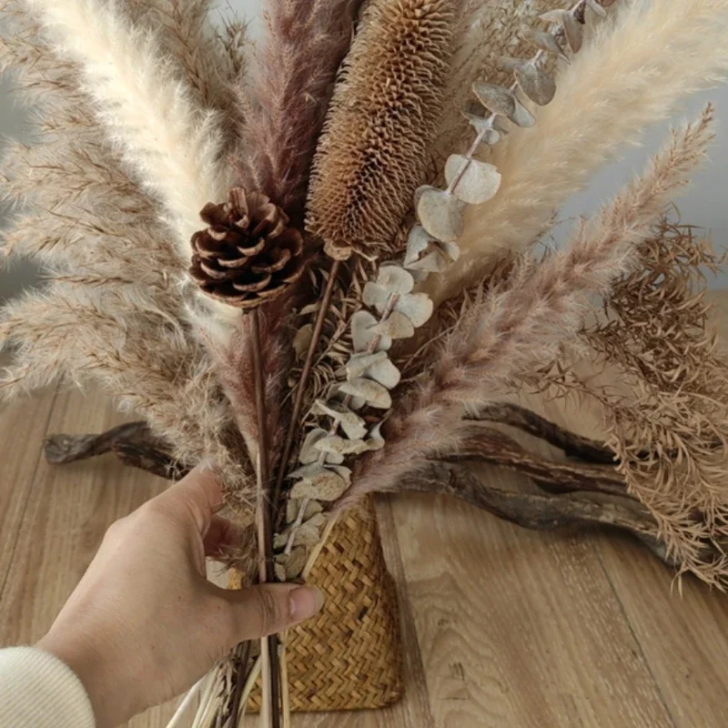 Vintage Reed Flower Bouquet, Exquisite Desktop Display, Creative Dried Flower Ornament, Natural Home Decor, Rustic Centerpiece