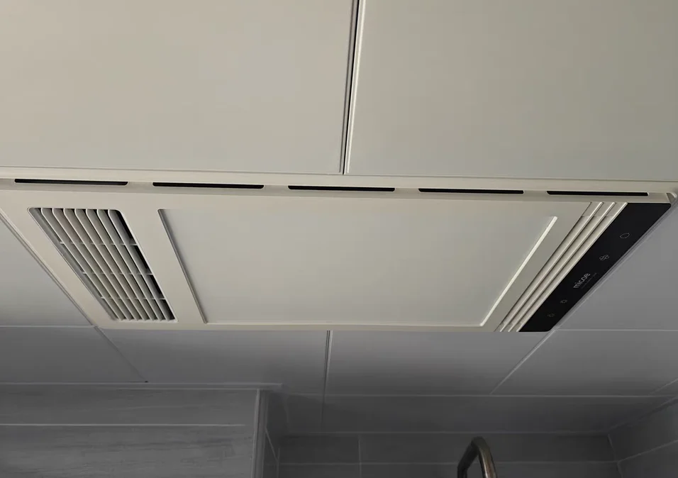 

Потолочный вытяжной вентилятор для ванной комнаты 220 В со встроенным обогревателем, вентиляцией и теплым комбинированным сливным вентилятором переменного тока