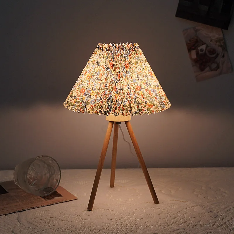 Creative Retro LED Umbrella Shaped Pleated Night Light Homestay Study Bedroom Bedside Decoration Atmosphere Lighting Fixtures