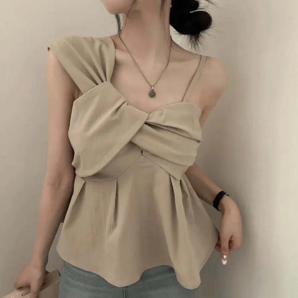 Sexy Chic Sommer Weste Strap Damen Faion Design Pure Desire Spicy Girl Slim Fit Asymmetrisches vielseitiges Top