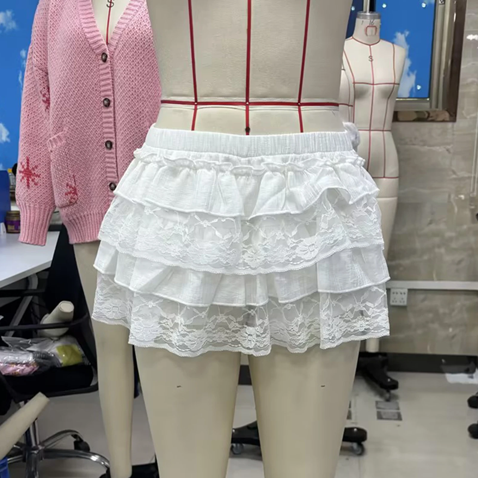 شورت نسائي من الدانتيل بطبقات كاجوال متين ومرن منخفض الارتفاع لقضاء عطلة الشاطئ وحفلات الصيف والارتداء اليومي ملابس الشارع