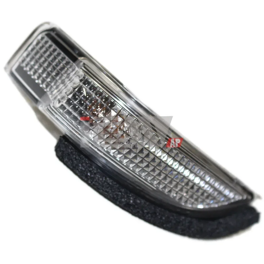 81730-52100  / 81740-52050 Right & Left  Side Mirror Light Turn Signal Lamp For Toyota COROLLA CAMRY YARIS Prius C Avalon