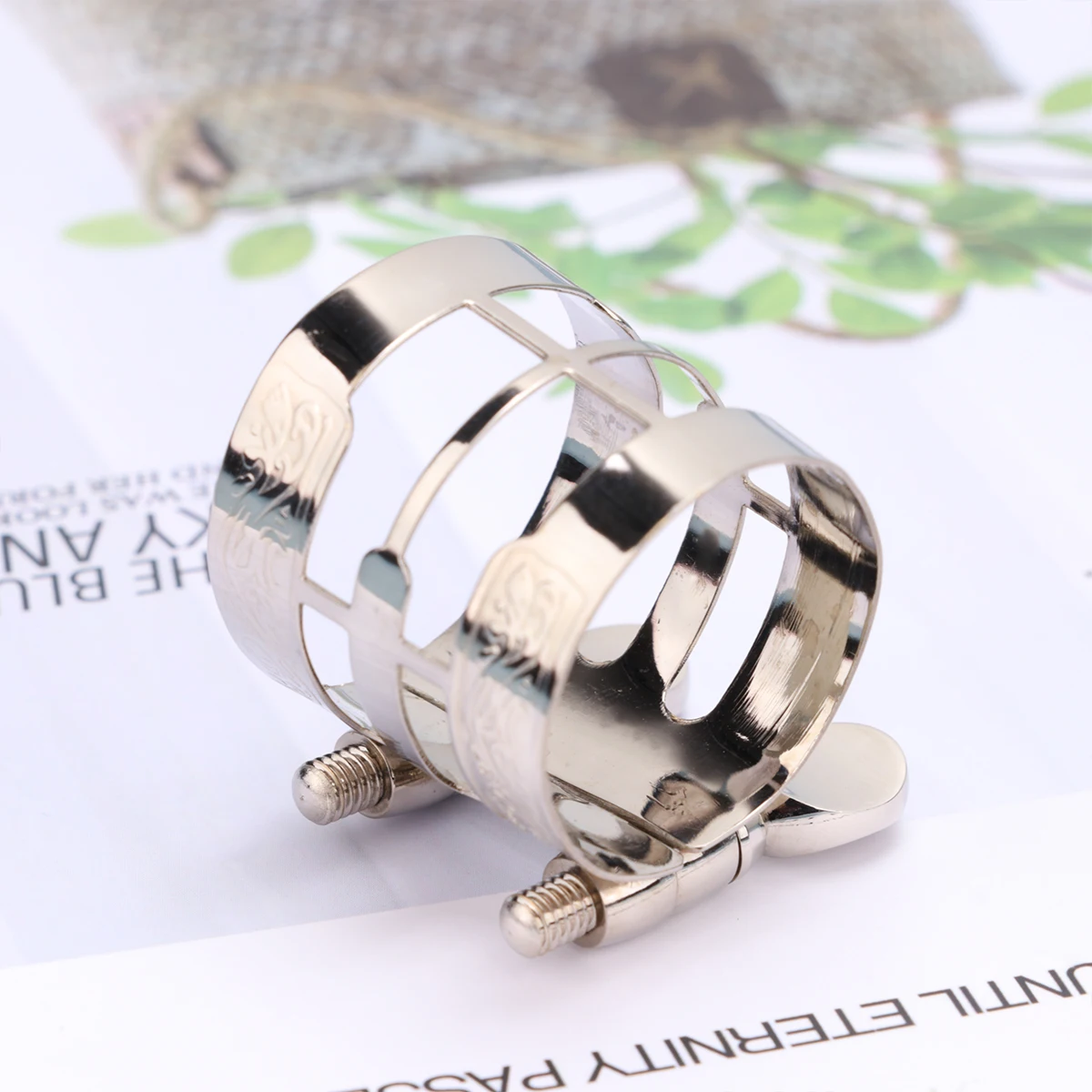 

1PC Premium Alto Sax Flute Head Card Durable Copper Mouthpiece Tool for Beginners and Artists